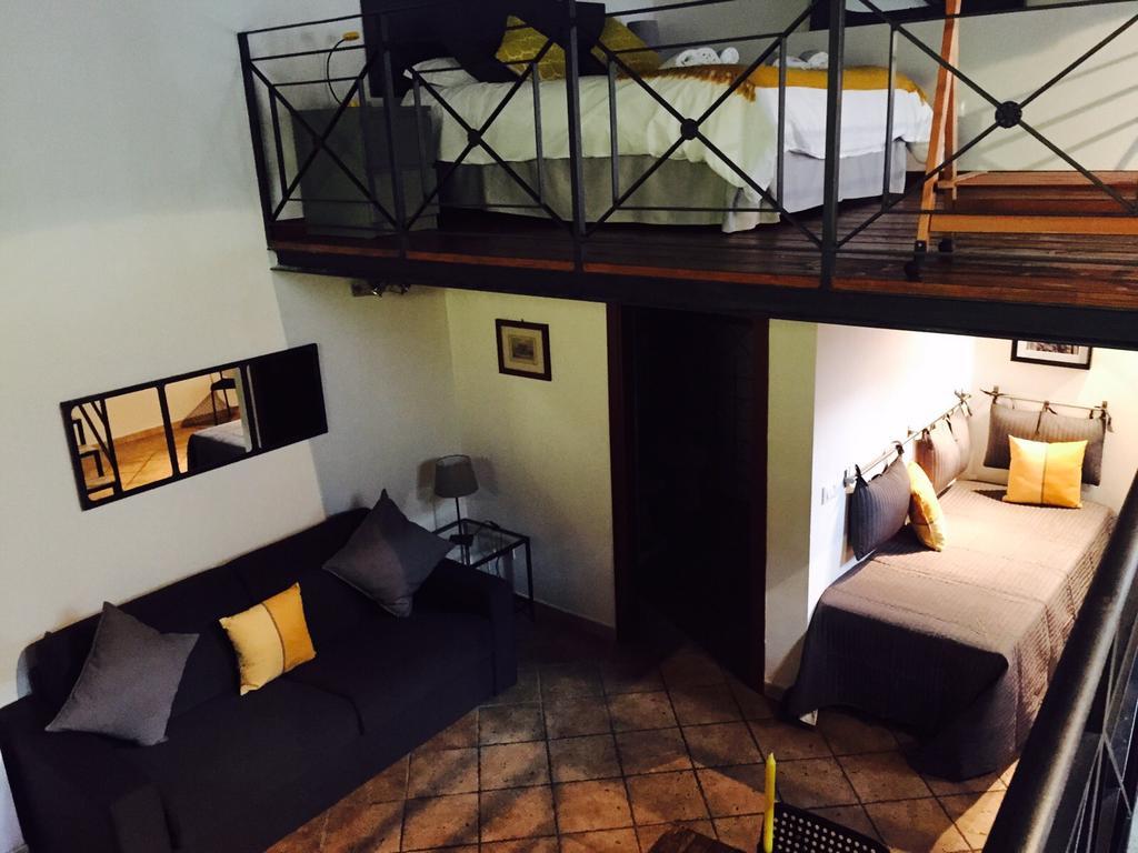 Home2Rome - Trastevere Rom bilde